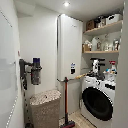 Le Pavillon Des Arenes - Jardin Et Terrasse Prives Apartamento *