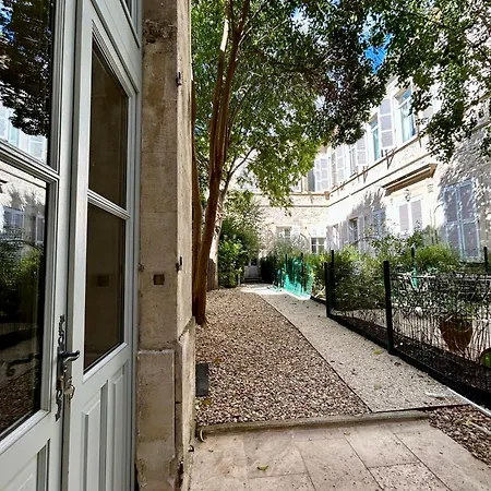 Apartamento Le Pavillon Des Arenes - Jardin Et Terrasse Prives Nîmes