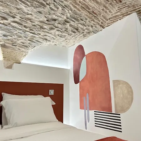 Le Pavillon Des Arenes - Jardin Et Terrasse Prives Apartamento